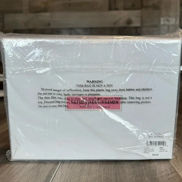 Vineyard Vines 500 piece Holiday Santa waterskiing jigsaw puzzle NEW/Sealed - Picture 4 of 5